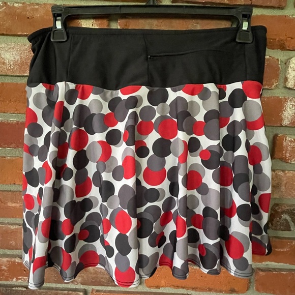 Sparkle Skirt Running Skort with zipper waist pocket. - Picture 1 of 2